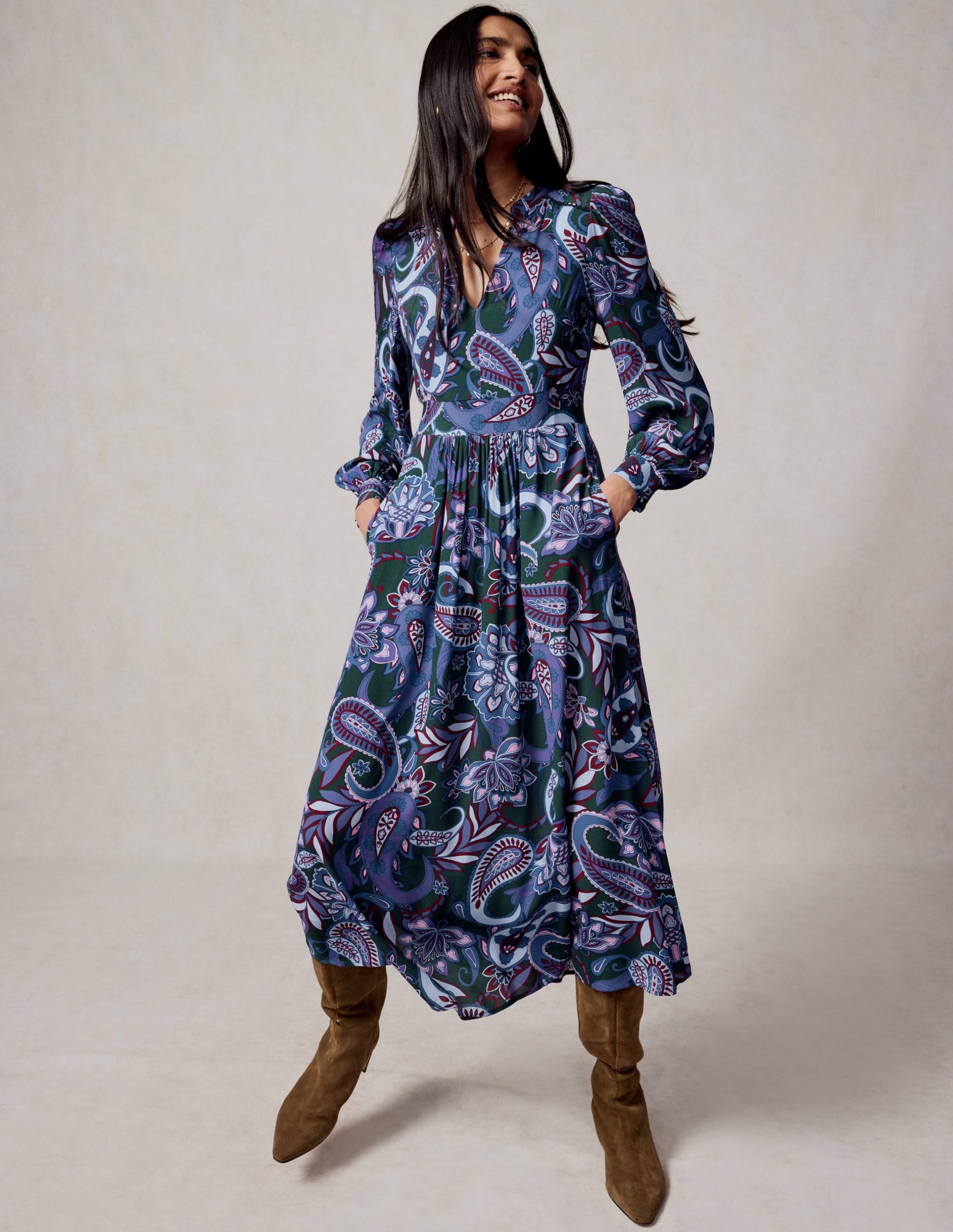 Zoe Trim Detail Midi Dress-Ameythyst. Paisley Fusion - Image 5