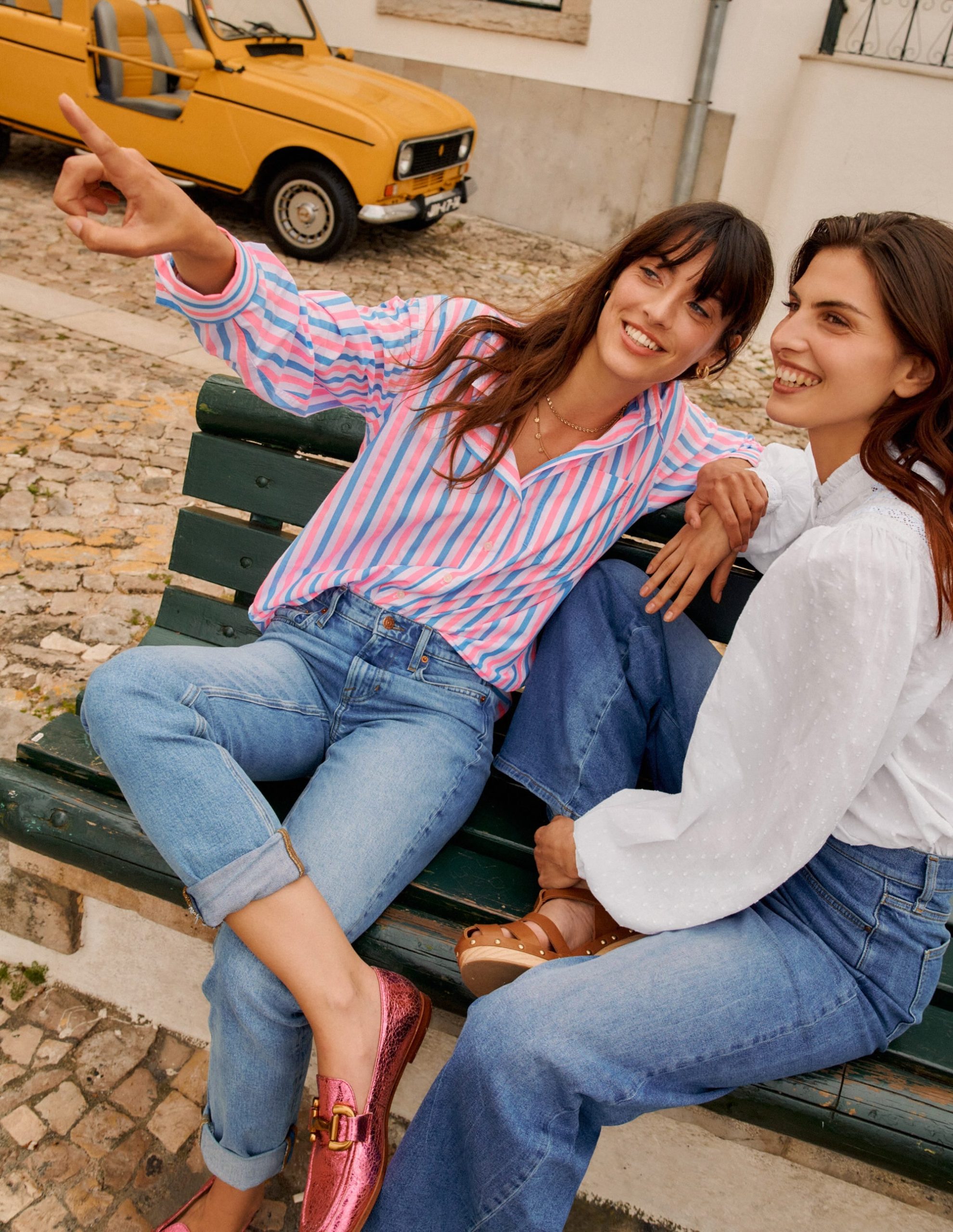 Girlfriend Jeans-Light Vintage - Image 7