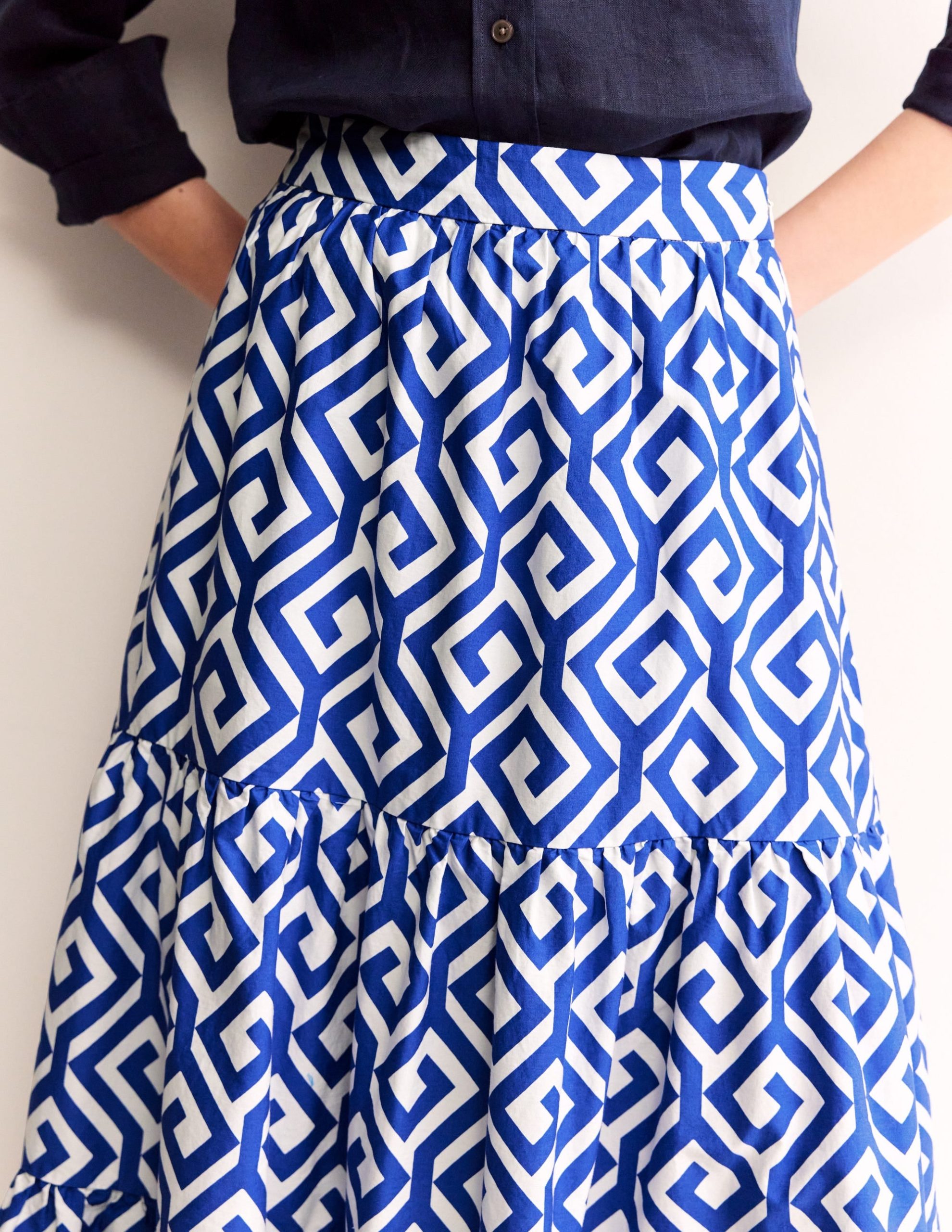 Lorna Tiered Maxi Skirt-Surf the web. Maze - Image 2