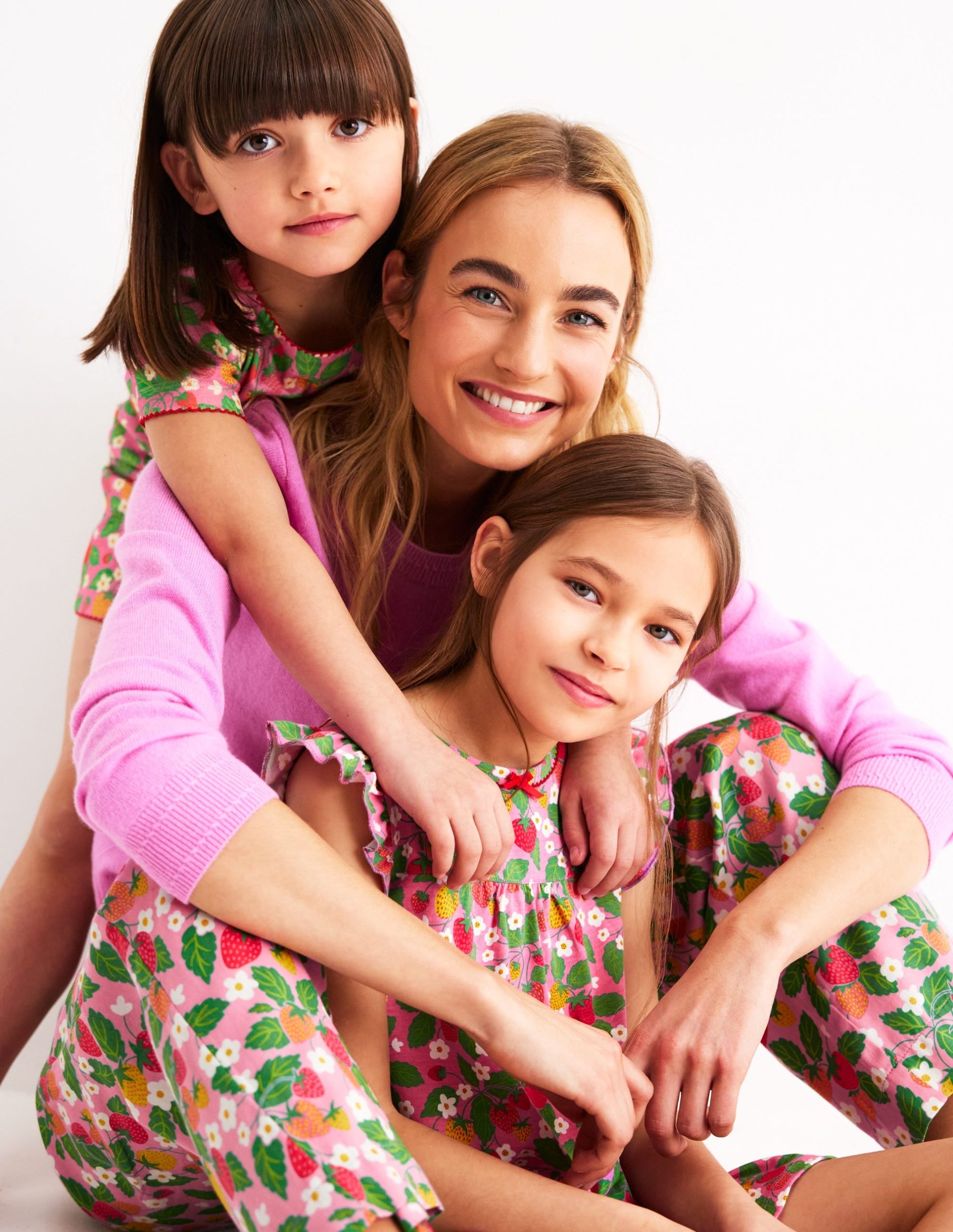 Short Sleeve Nightie-Cosmos Pink Strawberry Patch - Image 4