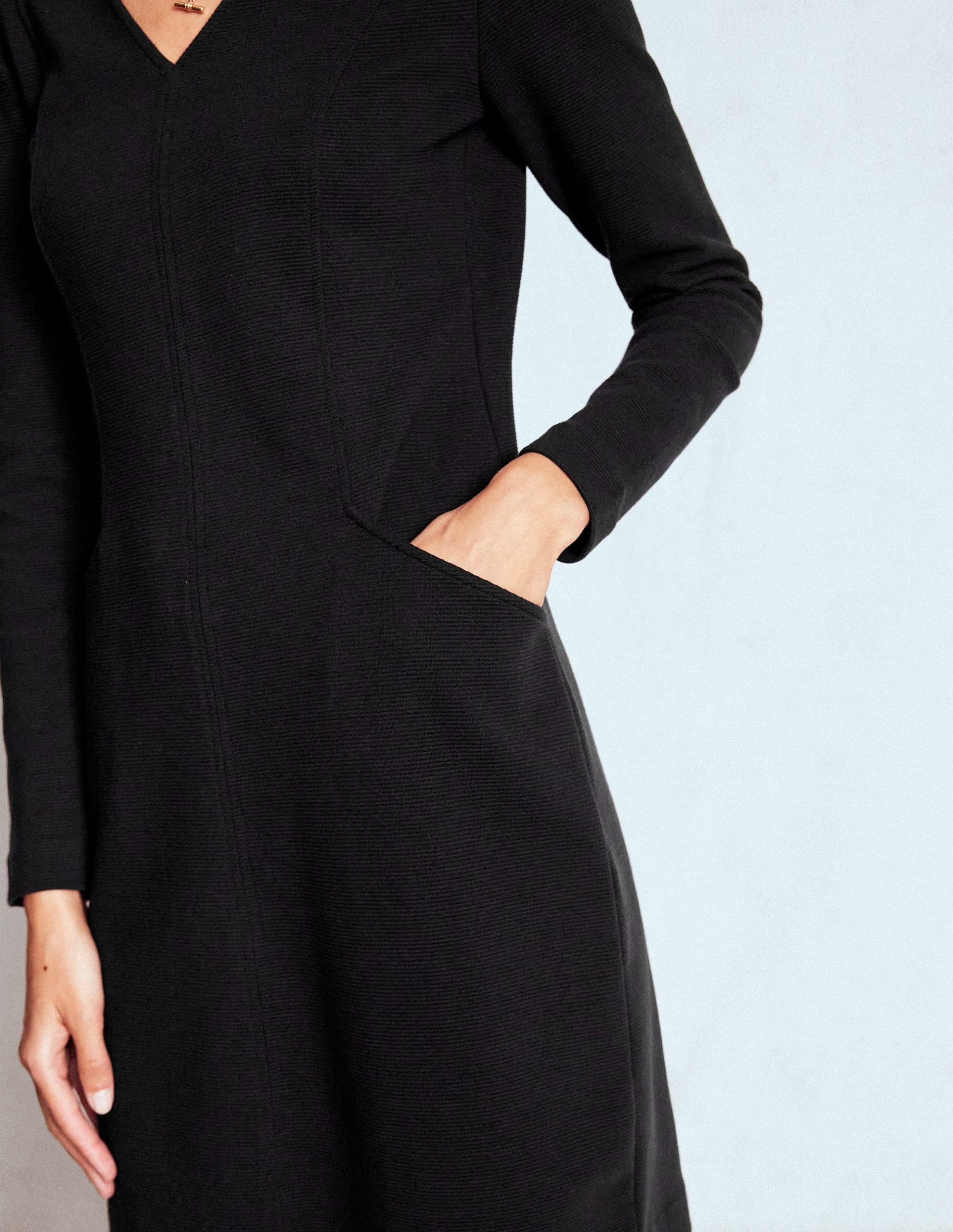Ellen V-neck Ottoman Dress-Black - Image 2