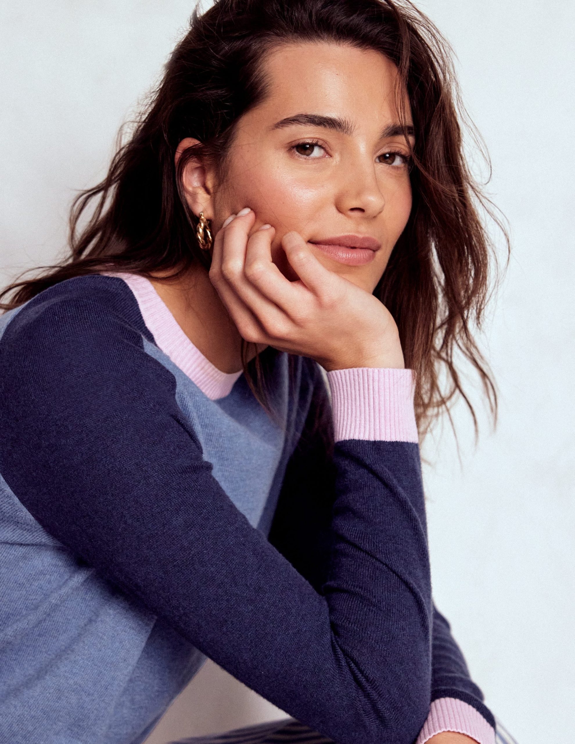 Meg Saddle Sleeve Sweater-Blue. Pink Colour Block