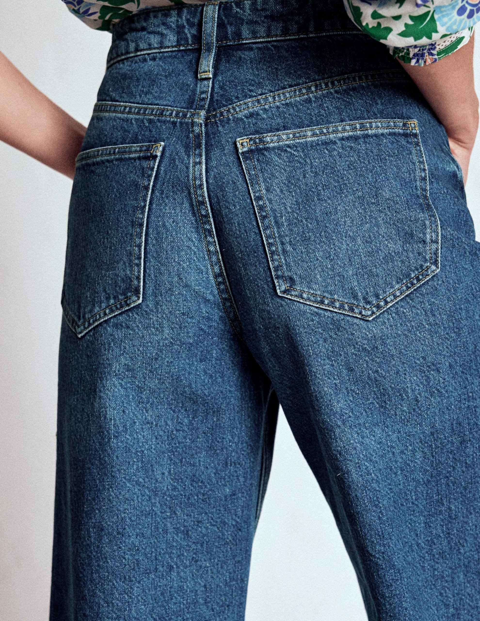 High Rise Straight Crop Jeans-Mid VWash - Image 2