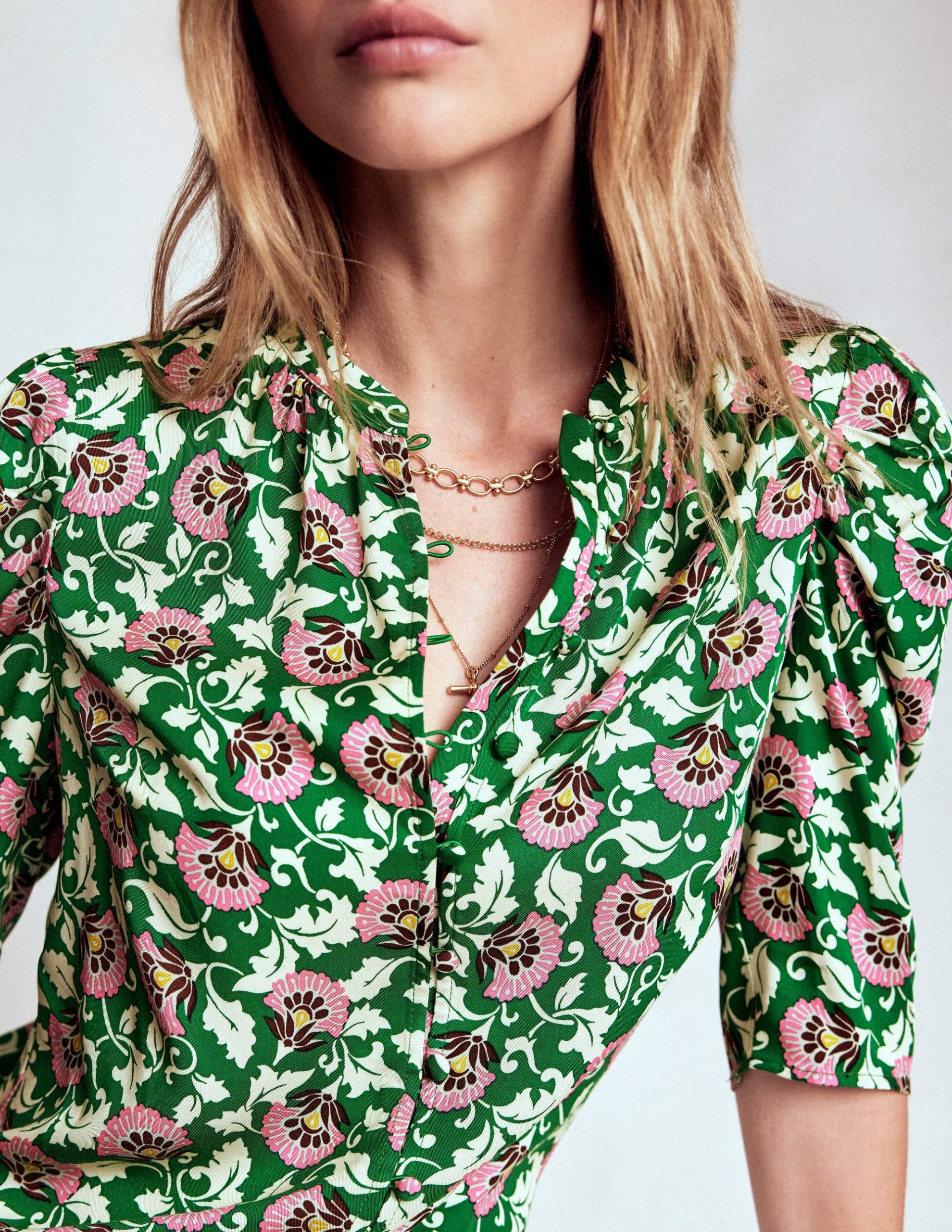 Mutton Sleeve Smart Top-Rich Emerald. Ornate Vine - Image 2