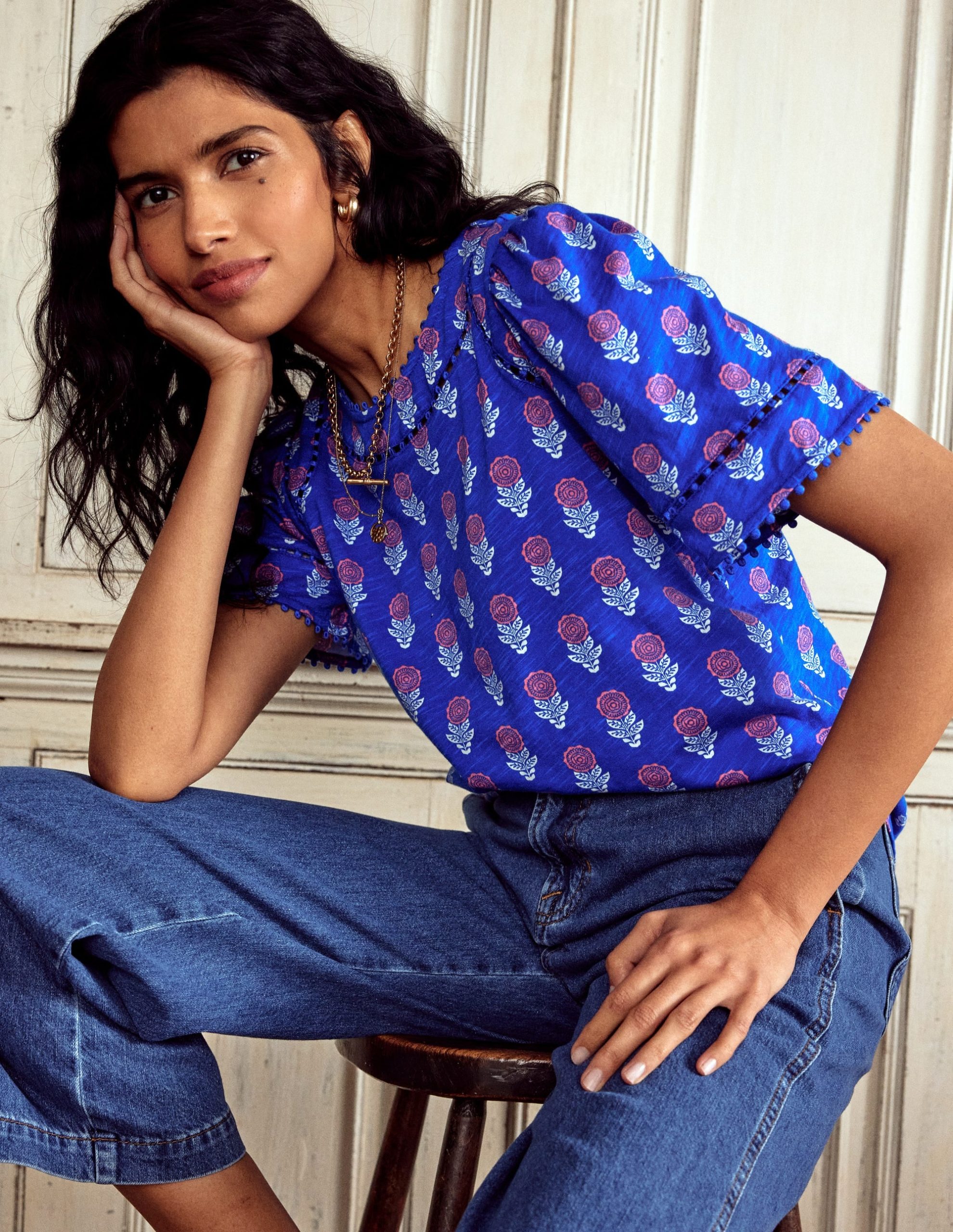 Mila Trim Detail Top-Gallery Blue. Dahlia Sprig