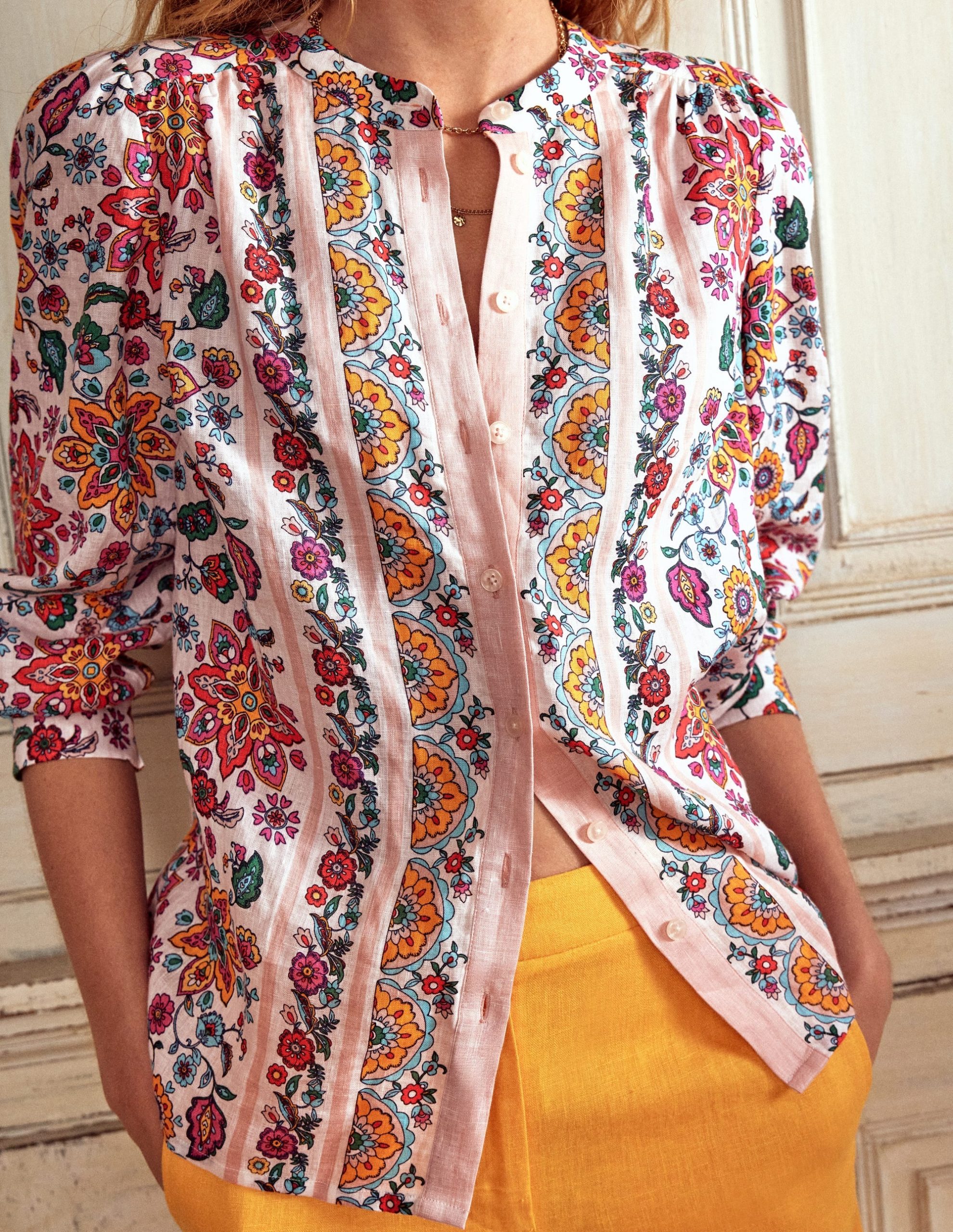 Alicia Linen Top-Ivory Botanical Sprig - Image 2