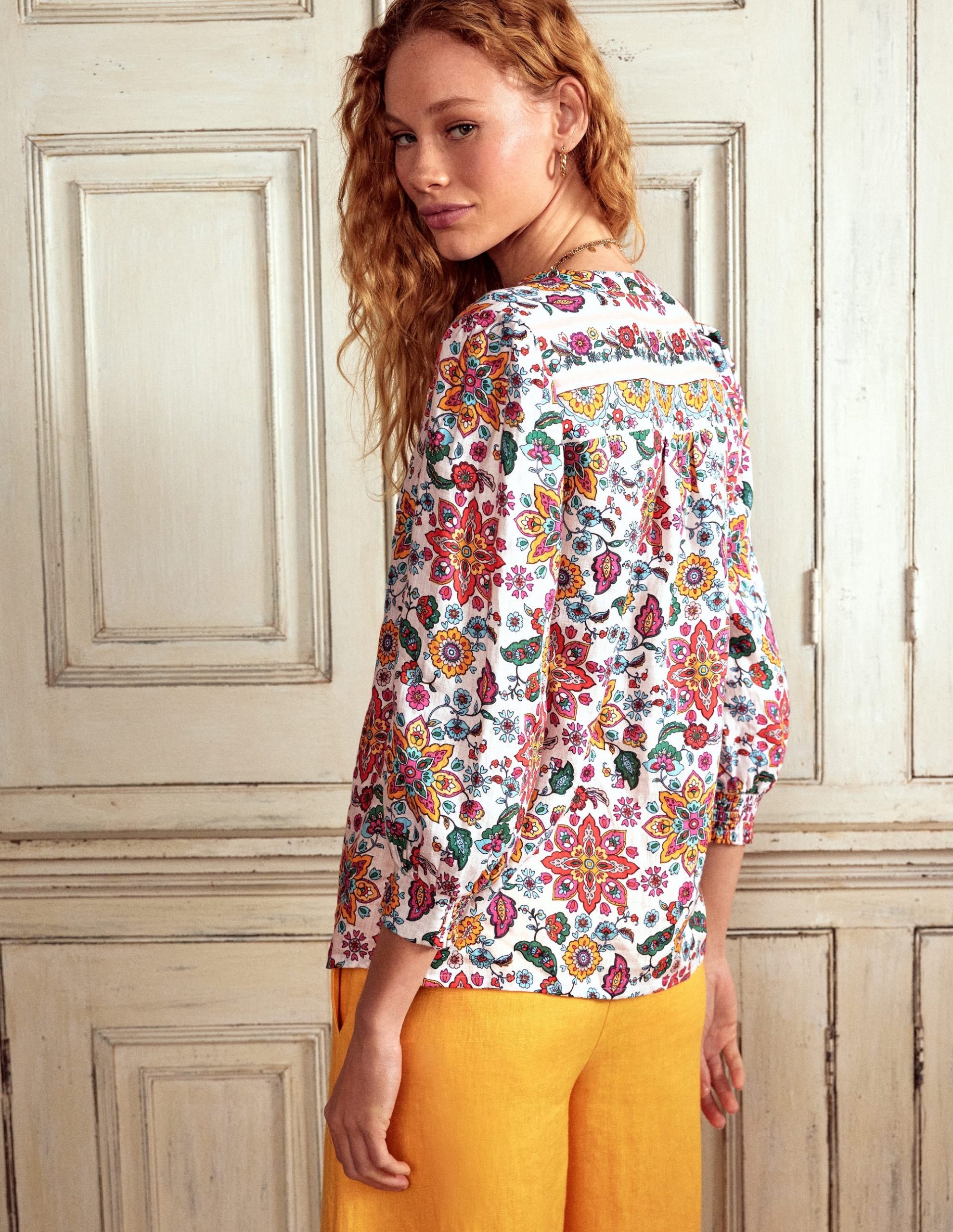 Alicia Linen Top-Ivory Botanical Sprig - Image 3