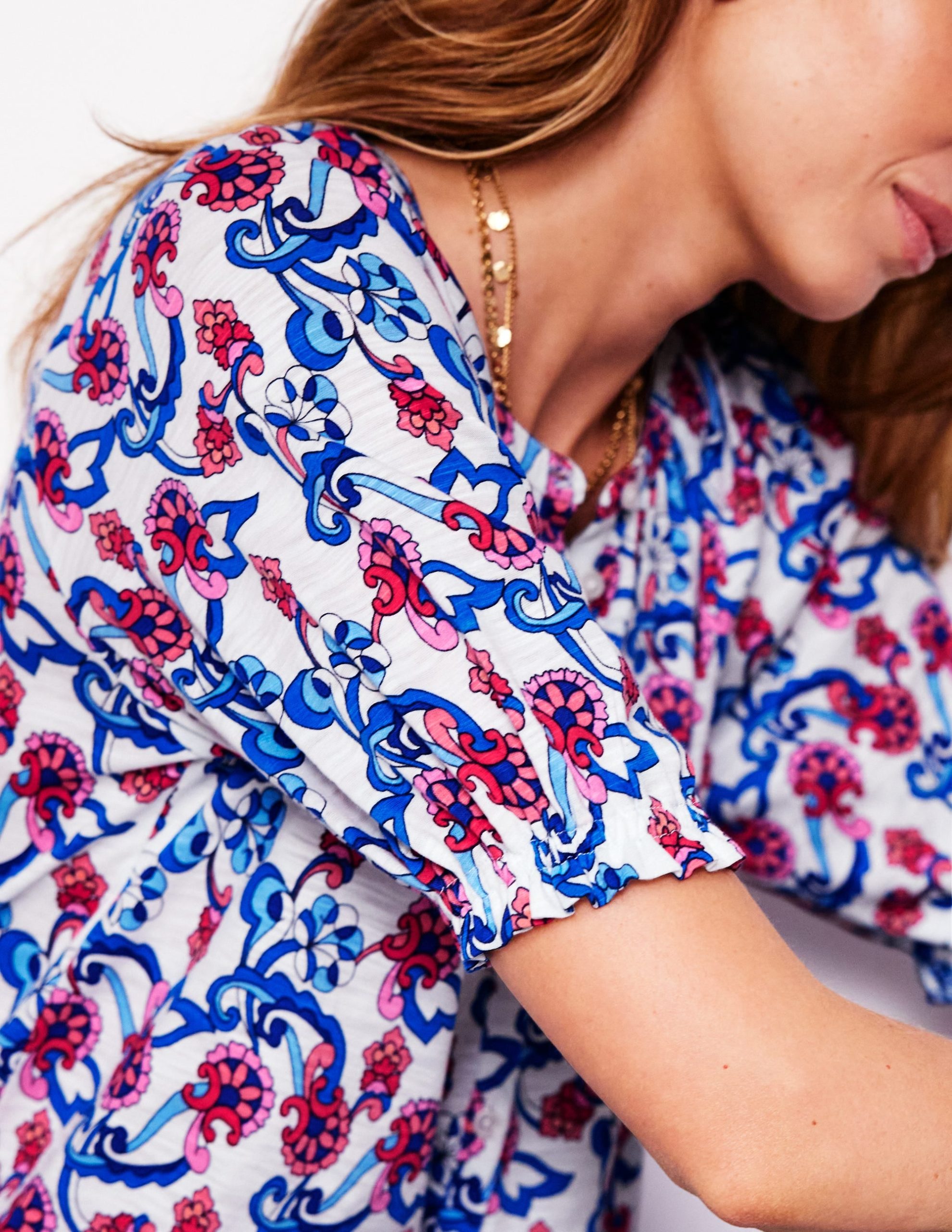 Isla Jersey Shirt-Ivory. Floral - Image 2