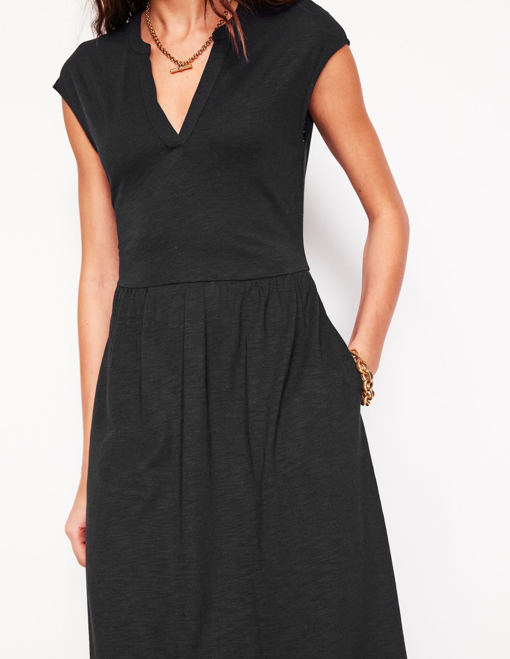 Chloe Jersey Midi Dress-Black - Image 3