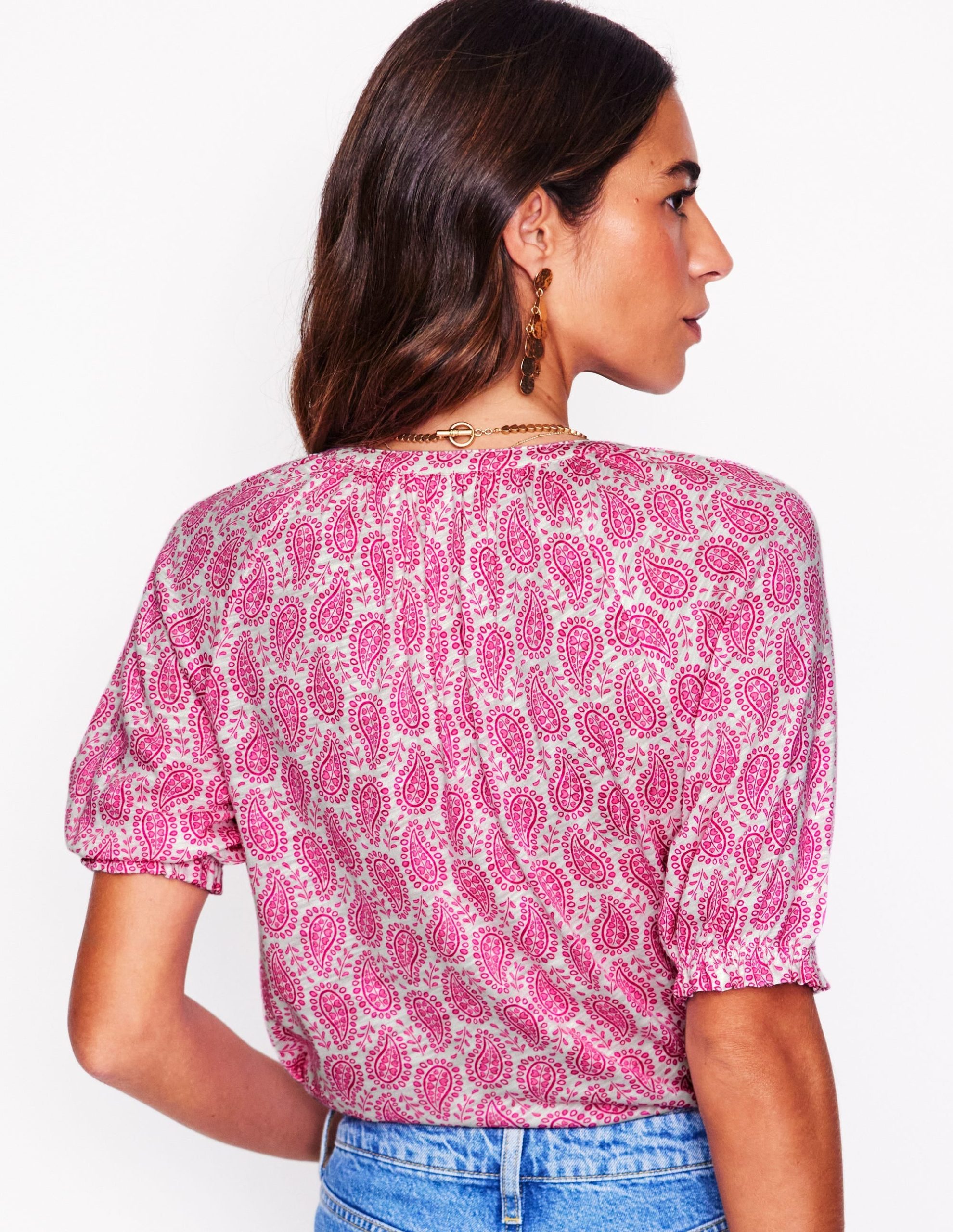 Isla Jersey Shirt-Cosmos Pink. Paisley Heart - Image 3