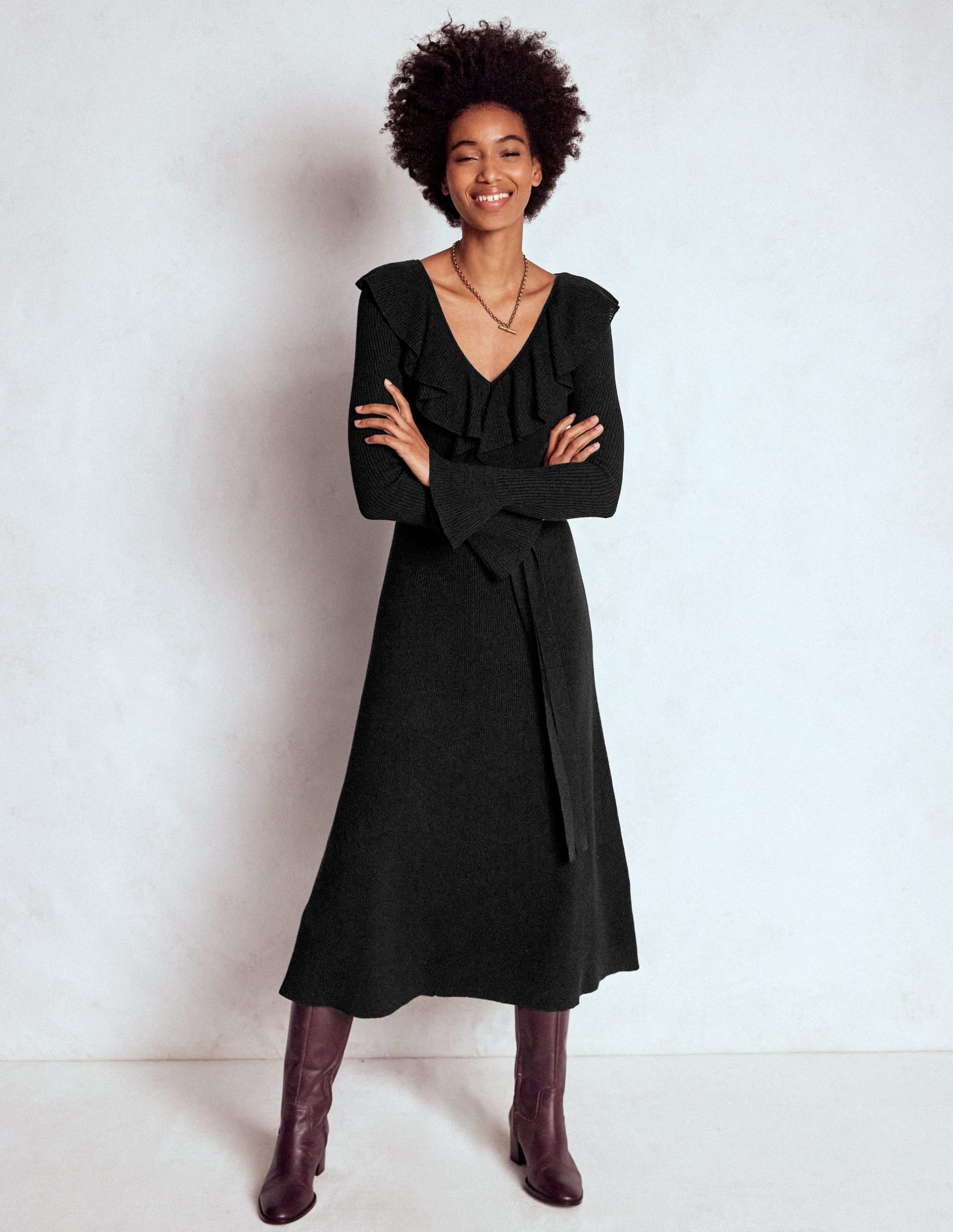 Ruffled Ribbed Dress-Black - Image 4