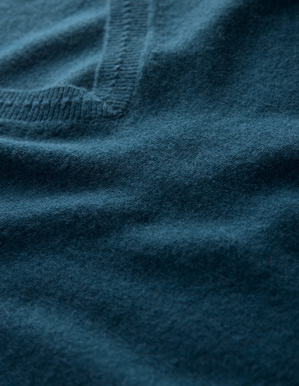 Eva Cashmere V-Neck Sweater-Harbour Bue - Image 6