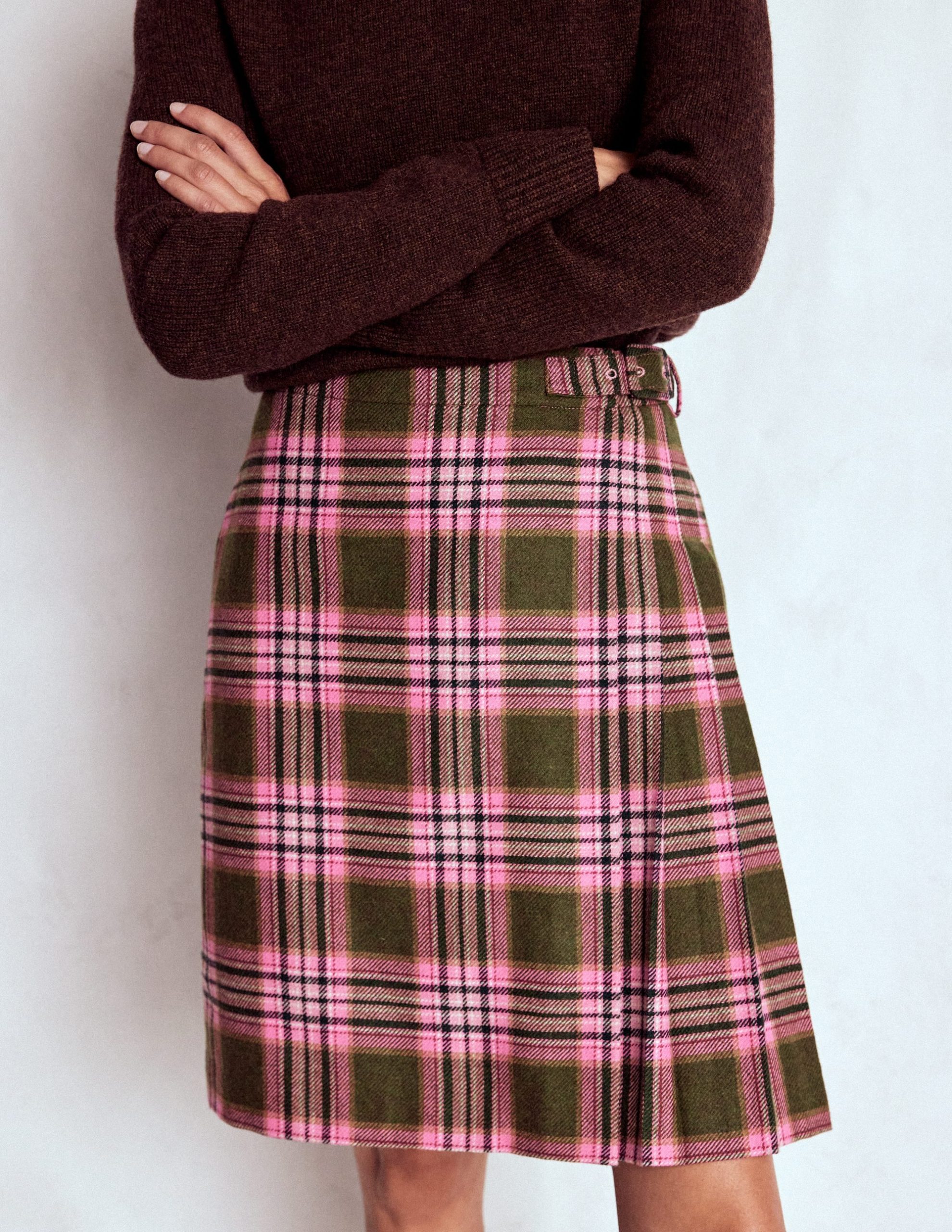 Helen Wool Kilt Skirt-Olive. Green and Pink Check - Image 5