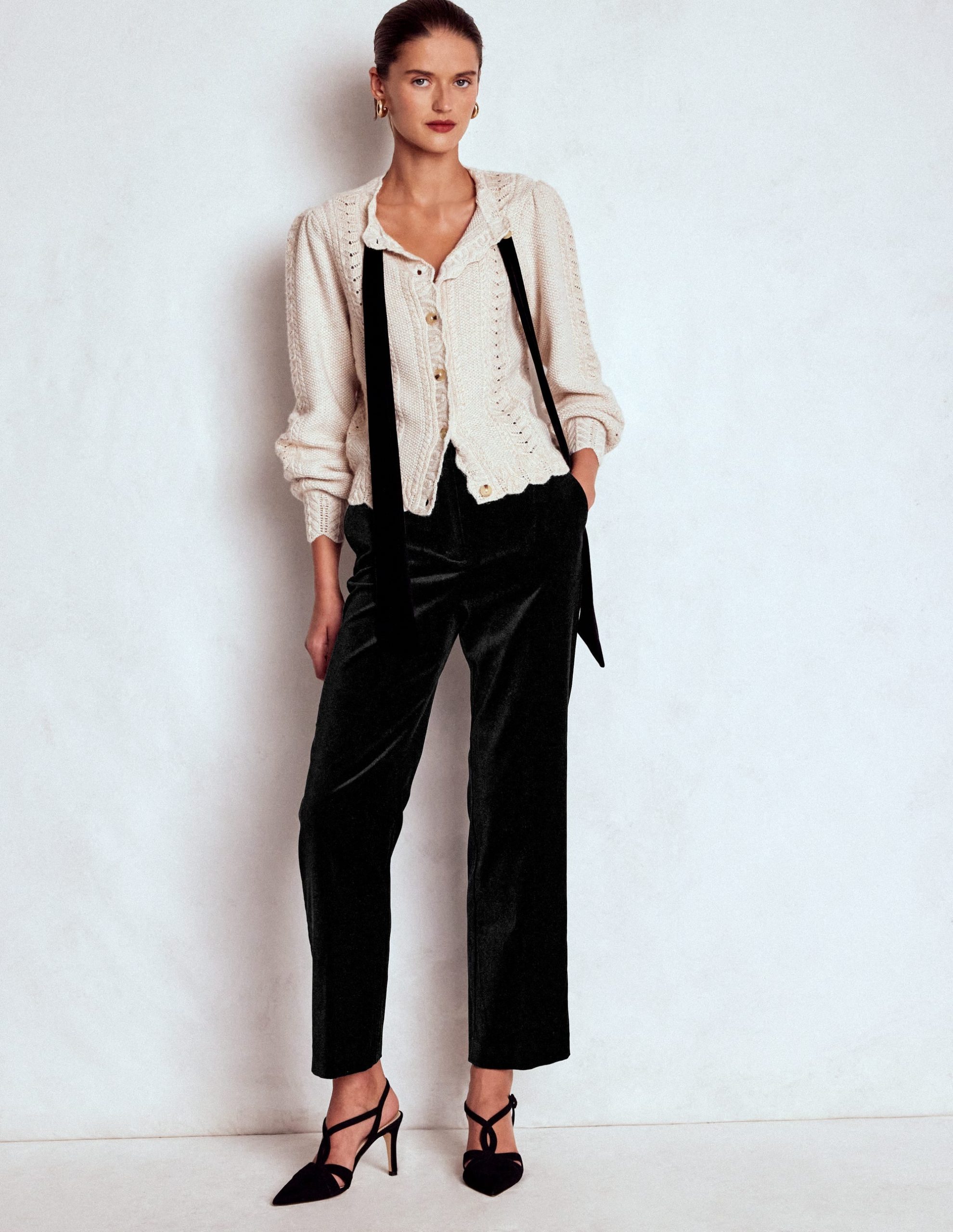 Canonbury Velvet Pants-Black